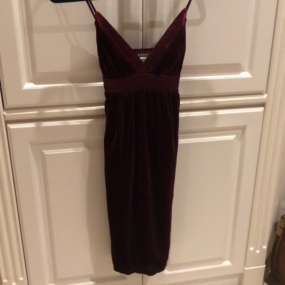 🍷Burgundy Velvet V-Neck Empire Strappy Sash Tie Vintage Dress